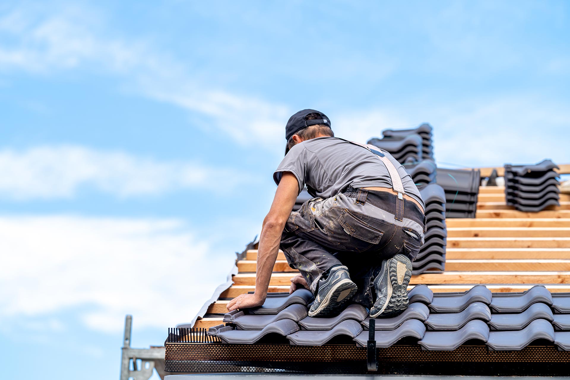 DIY Roof Repairs, Tips for Handling Common Issues Safely